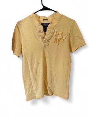 Vintage!!!Abercrombie & Fitch Pale Yellow Short-Sleeve Henley